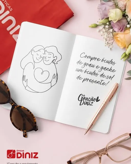 Surpreenda neste Dia das Mães! 😍 Os óculos unem saúde, conforto e estilo, valorizando quem sempre esteve ao seu lado! 💐💝
