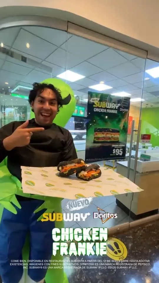 Halloween llegó a Subway  y trajo al Chicken Frankie 🖤🎃