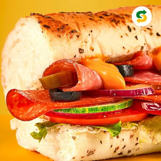 Loaded with savoury, meaty goodness. That’s the Italian B.M.T. 🥪🤤