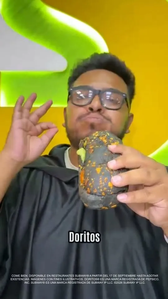 Este es el nuevo Subway Chicken Frankie y está terroríficamente deliciosoooo! 🧟