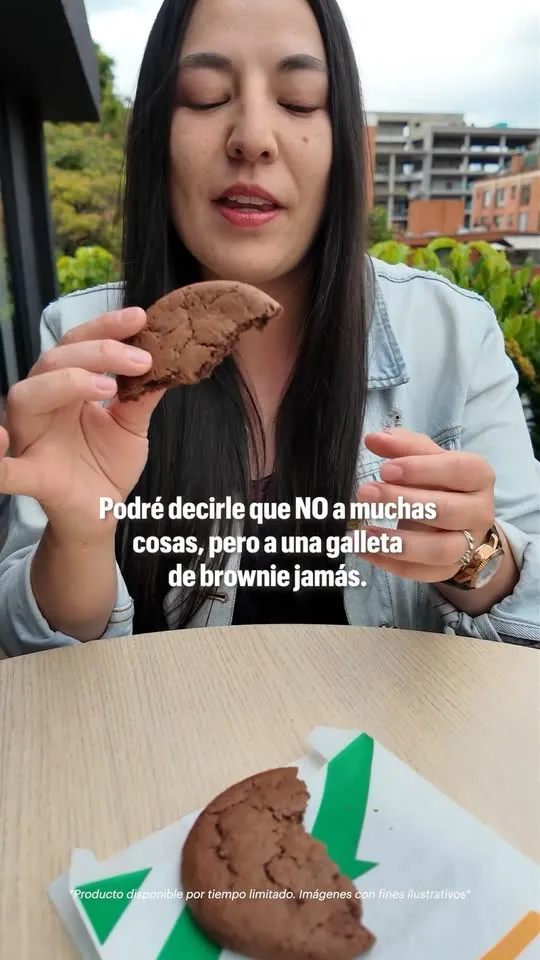La fuerza de voluntad no puede competir con una galleta de brownie hecha junto a Mr. Brown®. 🤭🍪