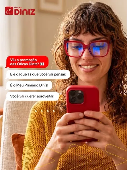Tem um desconto de primeira te esperando aqui nas Óticas Diniz! 👀