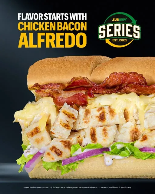 Meet the Chicken Bacon Alfredo 🤤🔥 A loaded combo of chicken